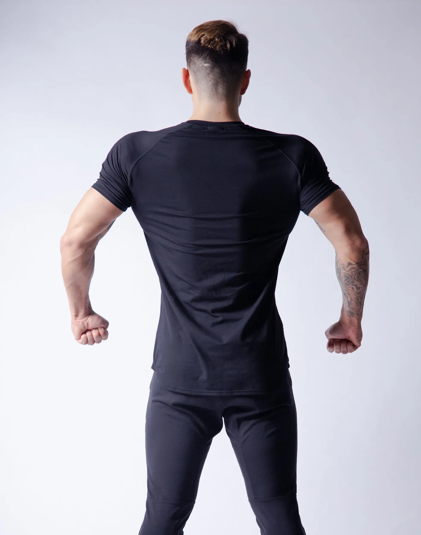 Ý Slim Fit T-Shirt - Black