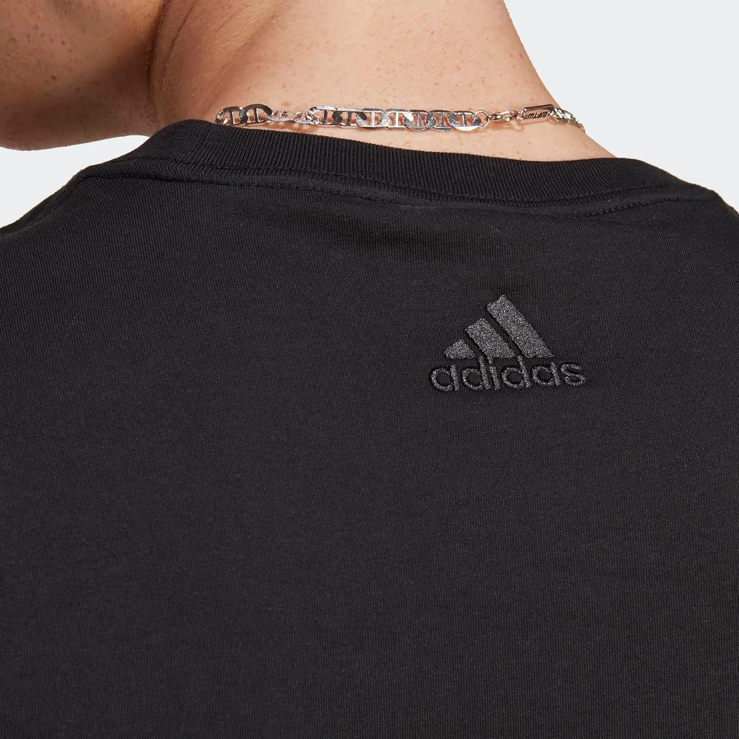 adidas Men's Essentials Long-Sleeve T-Shirt