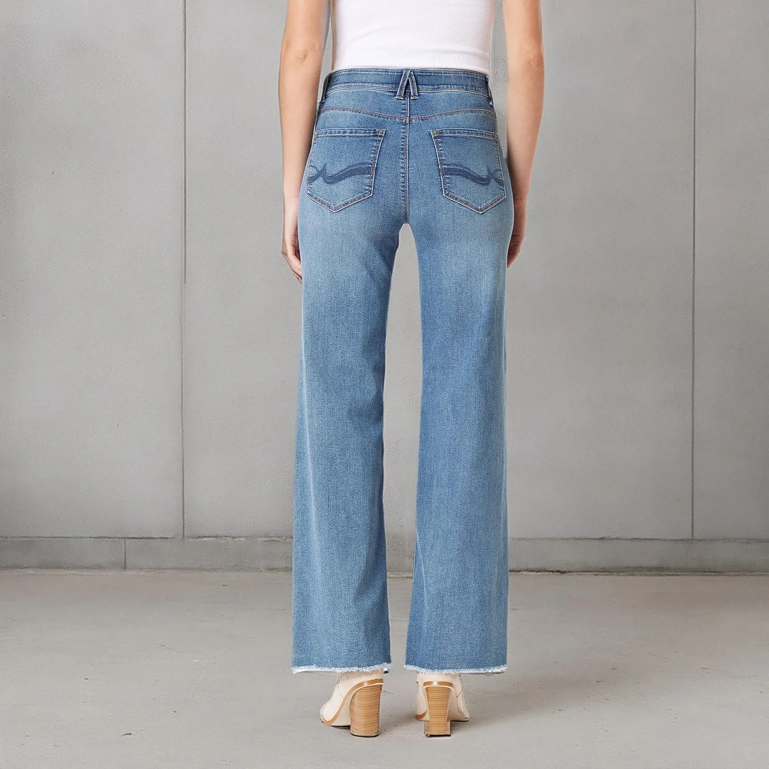Angels Forever Young Women's 360 Sculpt Mid-Rise Wide Leg Jeans