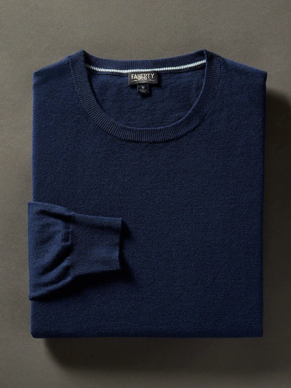 Faherty Movement Crewneck Sweater - Marine Navy