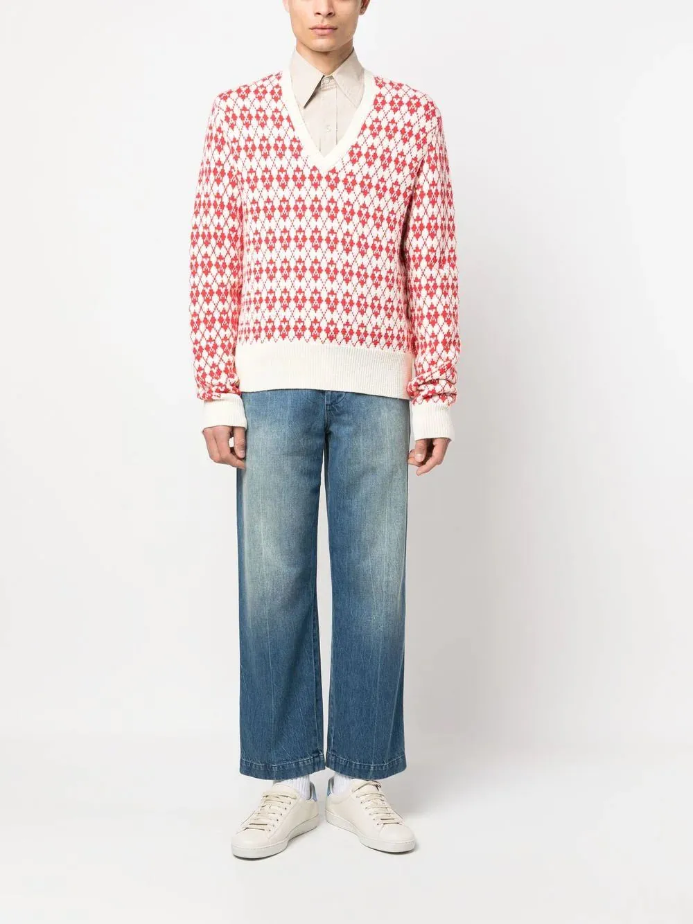 Straight-leg cut jeans