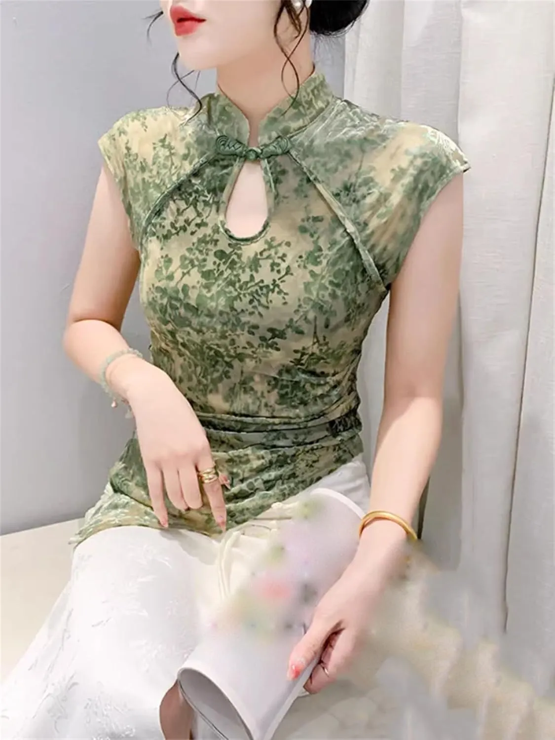 Women's Casual Slim Fit Sleeveless Blouse Side Split Floral Print T-Shirt with Asymmetric Hem