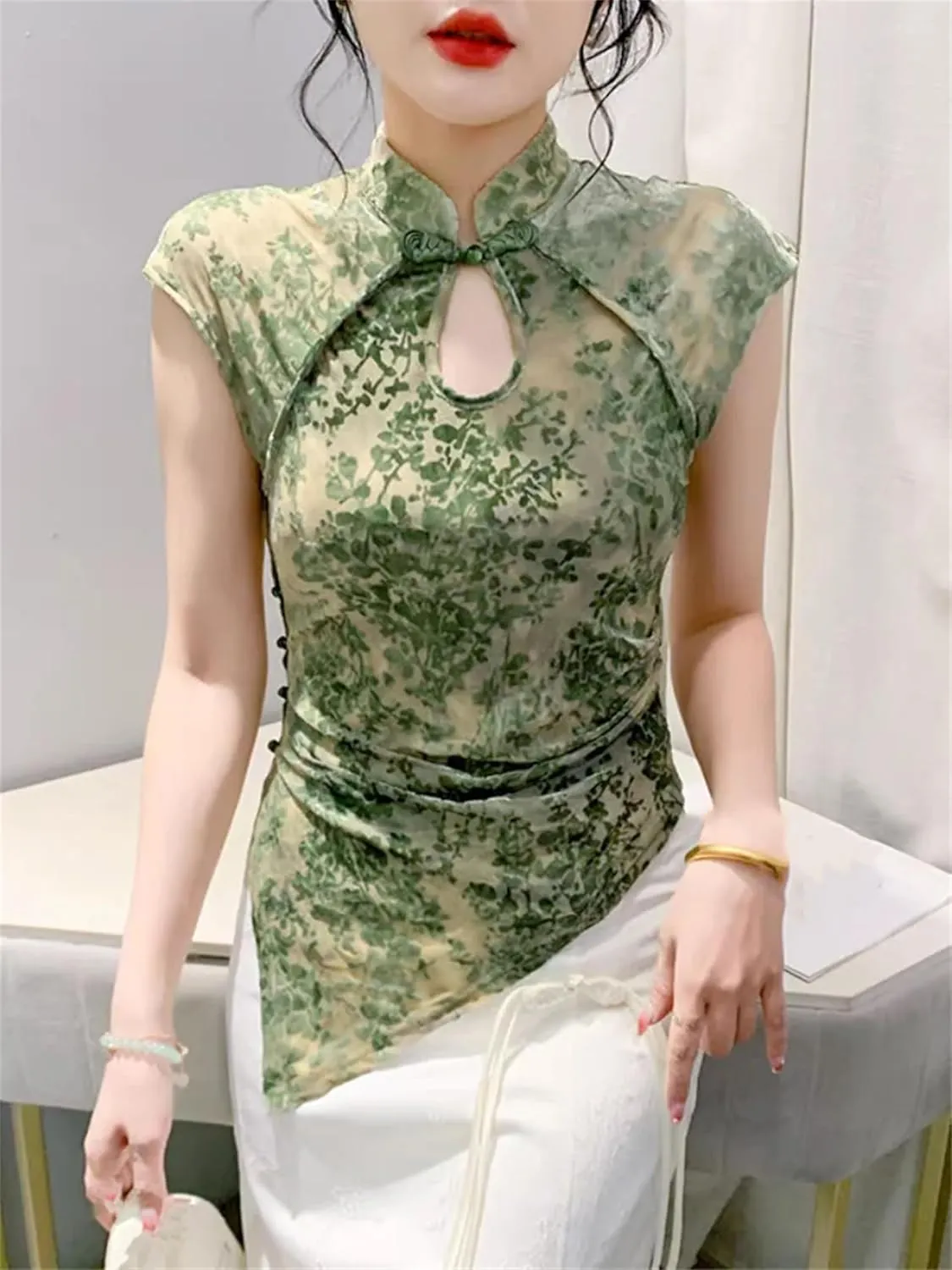 Women's Casual Slim Fit Sleeveless Blouse Side Split Floral Print T-Shirt with Asymmetric Hem